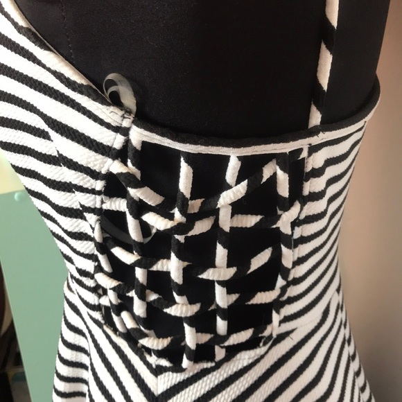 STRIPED DRESS - Picture 2 of 4